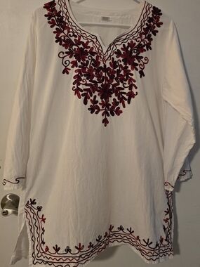 Women's White Tunic with Red Floral Embroidery